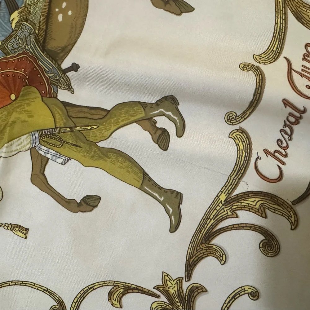 AUTHENTIC Hermès Cheval Turc 100% Silk Scarf Brown/Gold